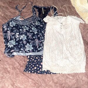 Tank top bundle of 3 size S/XS